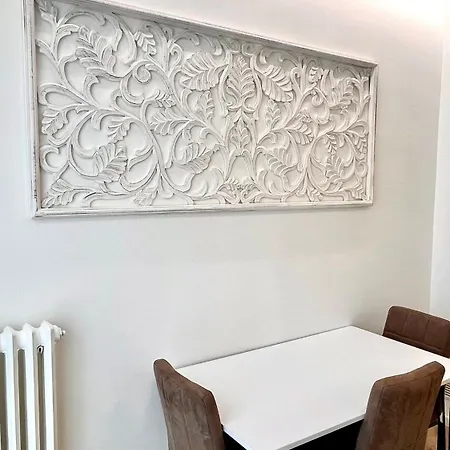 Moderno Toscana, Parco Dora Apartament Turyn